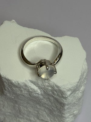 925 Sterling Silver Moonstone Ring Size 7.5