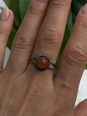 Vintage 925 Sterling Silver Carnelian Ring Size 9.5