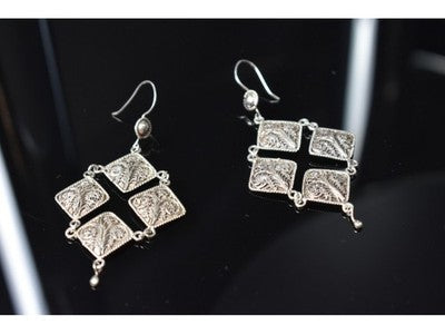 Vintage 925 Sterling Silver Earrings