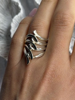 Unique Design 925 Sterling Silver Ring Size 7