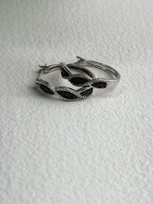 Yin-Yang 925 Sterling Silver Black Onyx Tiny Stones Earrings