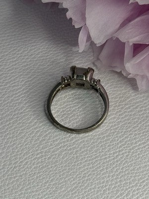925 Sterling Silver CZ Ring Size 9