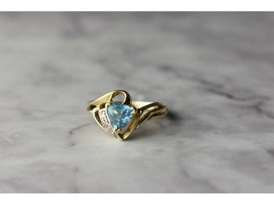 10K Yellow Gold Topaz & Diamonds Ring Size 6.75