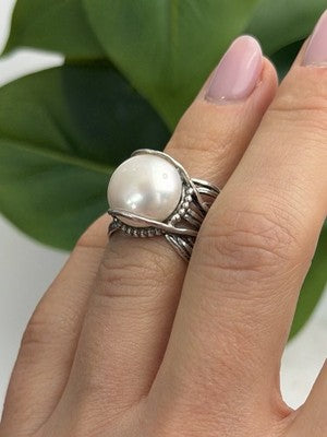 Vintage 925 Sterling Silver Pearl Ring Size 4