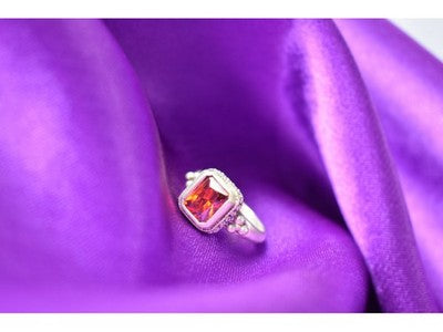 925 Sterling Silver Orange CZ Ring Size 6.5