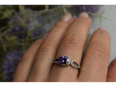 925 Sterling Silver Amethyst & CZ Ring Size 8