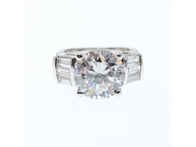 925 Sterling Silver CZ Ring Size 5.5