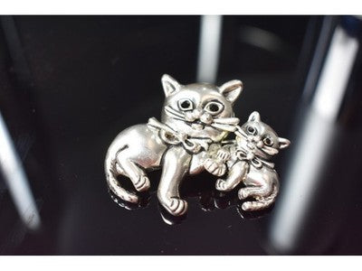 Vintage 925 Sterling Silver "Cats" Brooch