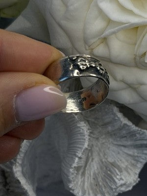 Vintage Tribal Pattern Band 925 Sterling Silver Ring Size 8.5