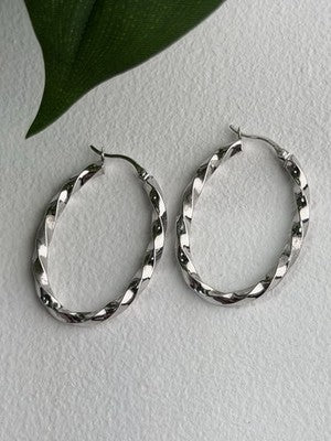Lovely Design 925 Sterling Silver Earrings