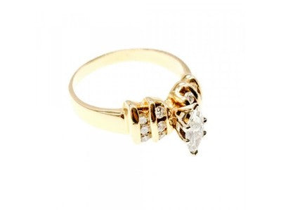 14K Yellow Gold Diamonds Ring Size 10.5