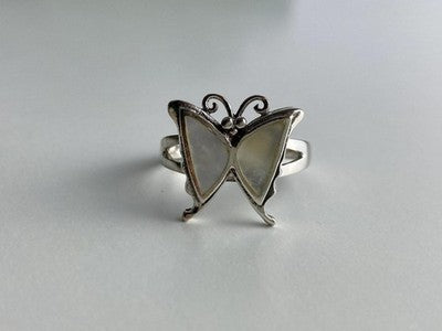925 Sterling Silver Mother Of Pearl "Butterfly" Ring Size 8.5