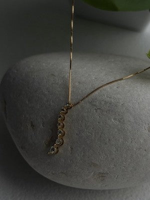 Elegant 14K Yellow Gold Diamond Necklace Length 18 inch