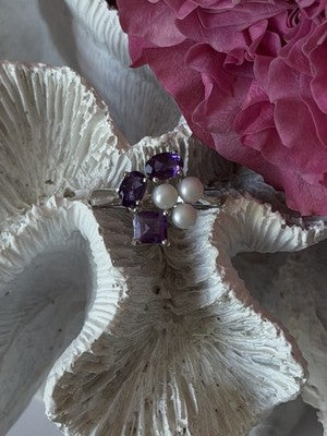 925 Sterling Silver Amethyst & Pearl Ring Size 8