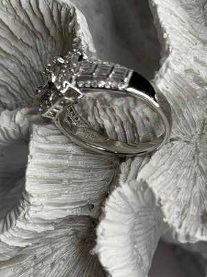 Beautiful Shiny 925 Sterling Silver Cz Ring Size 10