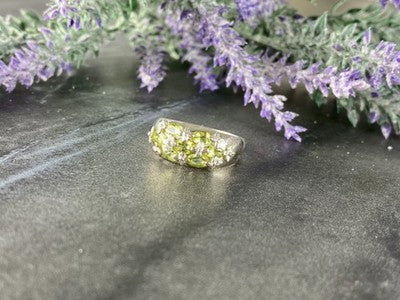 925 Sterling Silver Chrysolite Ring Size 9.5