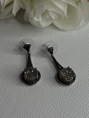 Elegant 925 Sterling Silver Marcasite Earrings Length 1.25 Inch