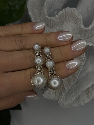 Beautiful Dangle 925 Sterling Silver White Pearls Earrings