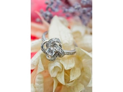 925 Sterling Silver CZ "Flower" Ring Size 7