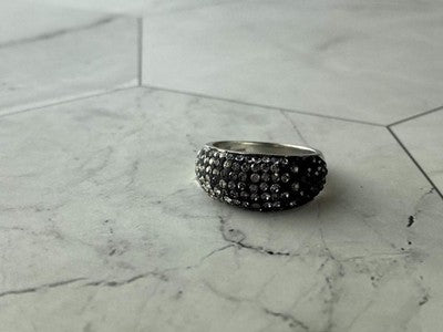 Beautiful 925 Sterling Silver CZ Ring Size 7