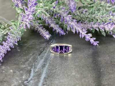 925 Sterling Silver Amethyst Ring Size 6.5