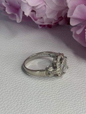 Beautiful 925 Sterling Silver CZ Ring Size 10