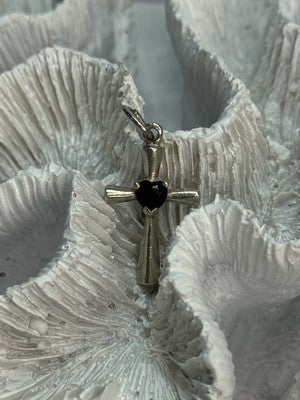925 Sterling Silver Garnet Heart Cross Length 1.2 Inch