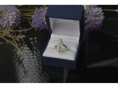 925 Sterling Silver CZ "Delicate Flowers" Ring Size 6.5