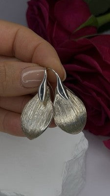 Elegant Italy 925 Sterling Silver Leaf Earrings
