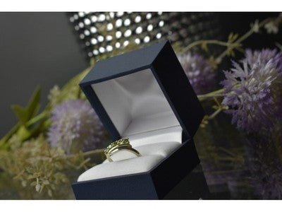 925 Sterling Silver Peridot Ring Size 8.5