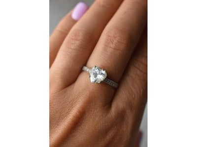 925 Sterling Silver CZ "Heart" Ring Size 8