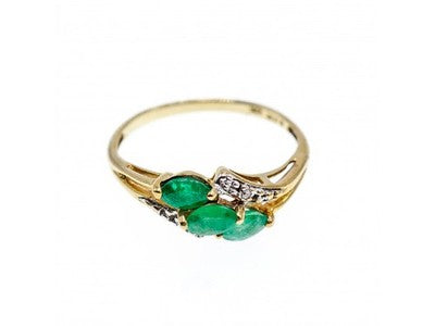 10K Yellow Gold Emerald & Diamonds Ring Size 6.75