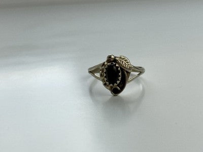 Vintage 925 Sterling Silver Garnet Pyrope Ring Size 6.5
