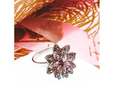 925 Sterling Silver Pink & White CZ "Flower" Ring Size 6.5