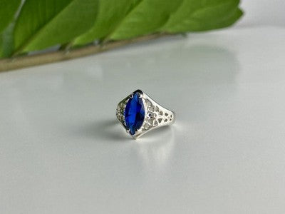 925 Sterling Silver Blue Tourmaline Ring Size 6.5
