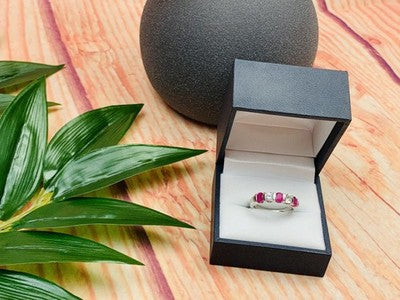 925 Sterling Silver Pink & White/Colorless Topazes Ring Size 6.5