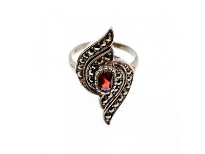 Vintage 925 Sterling Silver Garnet & Marcasites Ring Size 5.5