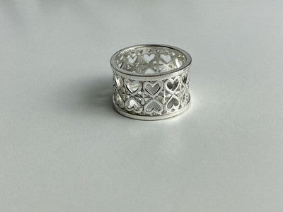 925 Sterling Silver "Hearts" Ring Size 6.5