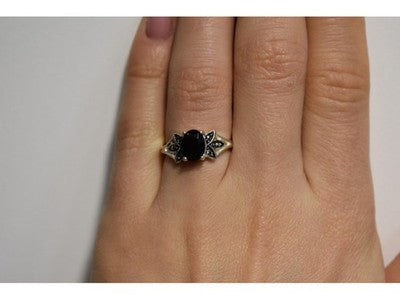 925 Sterling Silver Garnet & Black Jade Ring Size 6.5