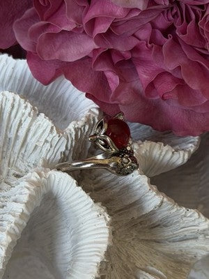 925 Sterling Silver Fox & Snake Red Glass Cabochon Ring Size 9 Sizable