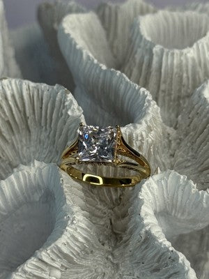 925 Sterling Silver Gold Plated Bge CZ Ring Size 7