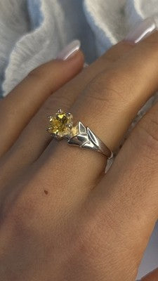 Elegant 925 Sterling Silver Yellow Citrine Ring Size 8