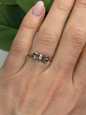 925 Sterling Silver Bow Cz Ring Size 8