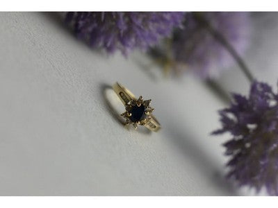 14K Yellow Gold Dark Blue Spinel & Diamonds Ring Size 5.5