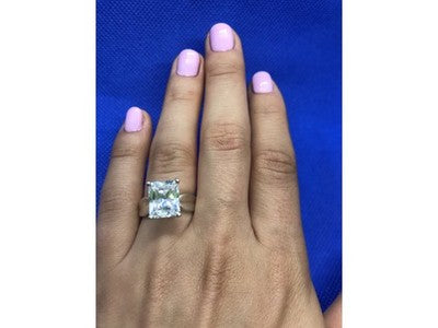 925 Sterling Silver White CZ Ring Size 6.5