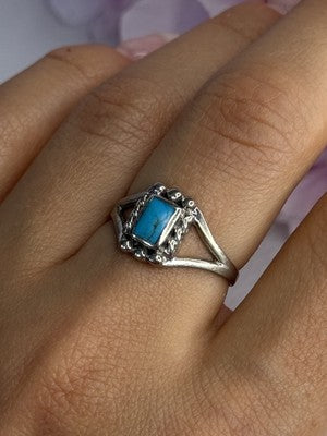 925 Sterling Silver Turquoise Ring Size 7.5