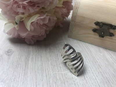 925 Sterling Silver Ring Size 7.5 (Adjustable)