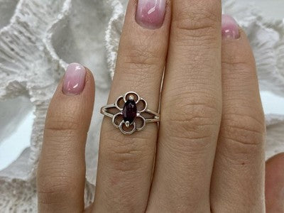 925 Sterling Silver Almandine Ring Size 5.5