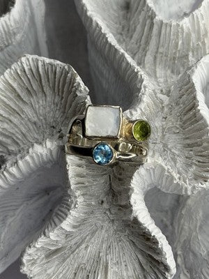 925 Sterling Silver Abalone &Peridot & Topaz Ring Size 8