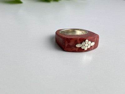 925 Sterling Silver Coral Exclusive Ring Size 10